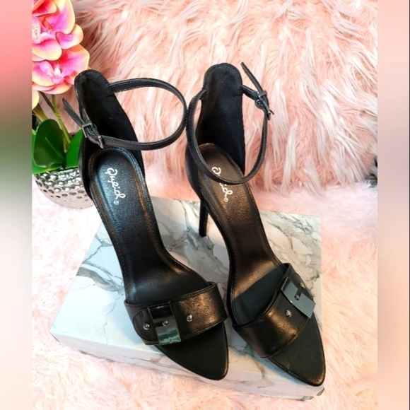 BLACK Buckle Strap Peep Toe - Picture 2 of 10